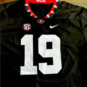 XL Nike Brock Bowers Jersey